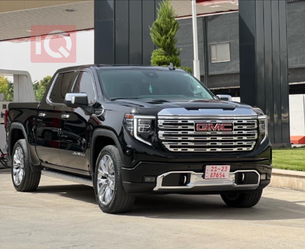 GMC Sierra